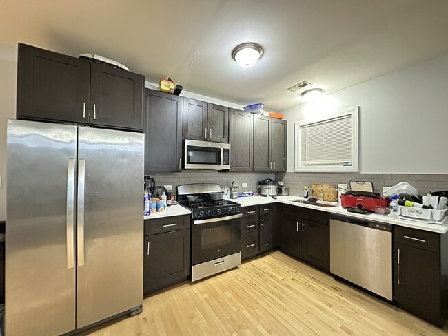 Foto del edificio - 368 N Hamlin Ave