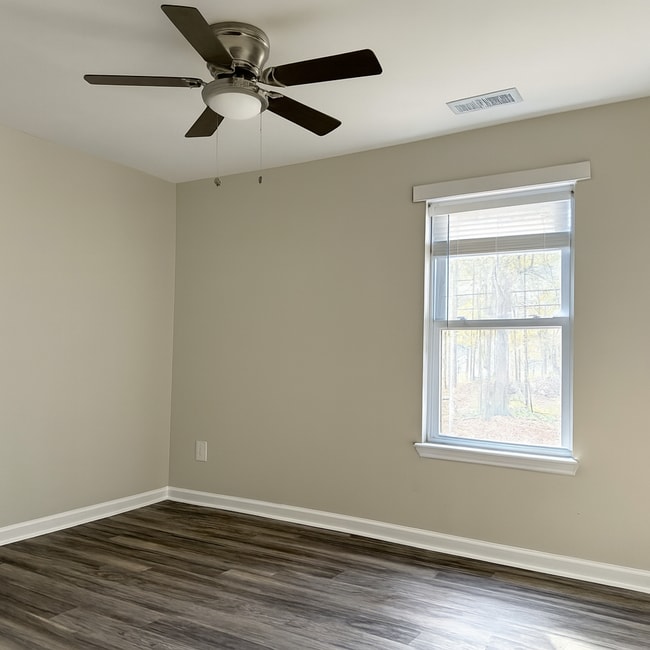 Interior Photo - Gastonia Groves