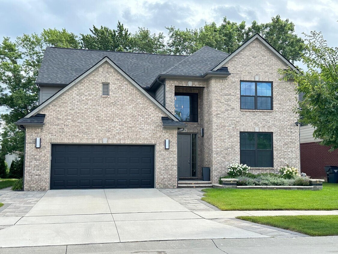 Foto principal - 1578 Garden Park Dr