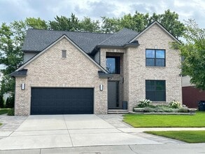 Building Photo - 1578 Garden Park Dr