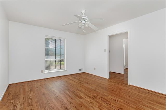 Foto del edificio - 7505 Brentcove Cir