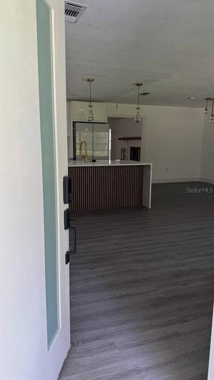 Building Photo - 385 Wild Orange Dr