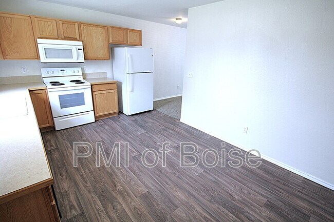 Foto del edificio - 1031 E Iowa Ave