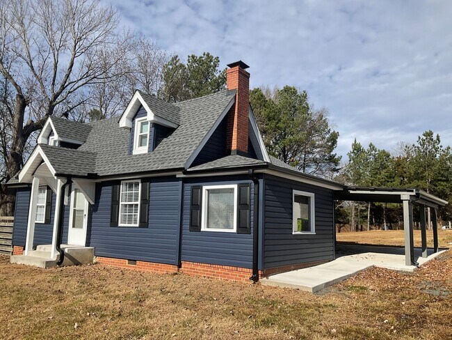 Building Photo - 5121 Wake Forest Hwy