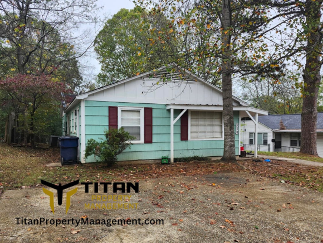Primary Photo - 2 bed Duplex