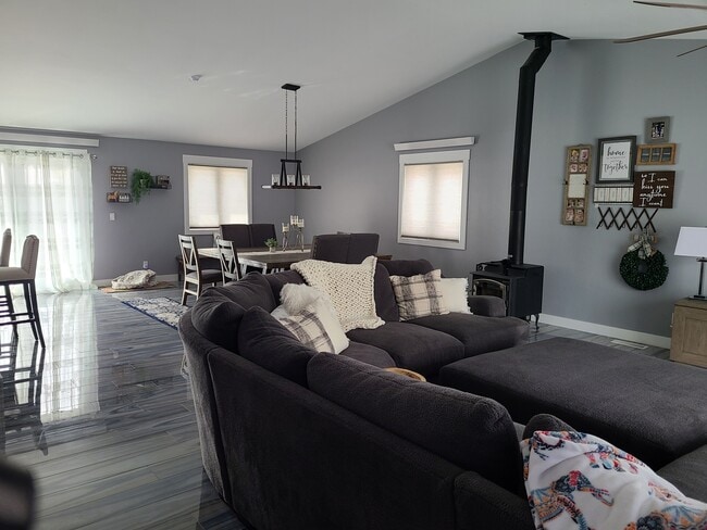 Building Photo - 459 Greys River Loop