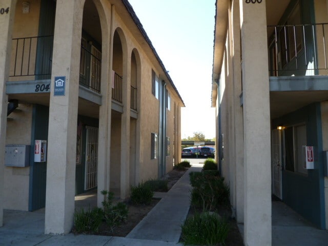 Building Photo - 800 O St