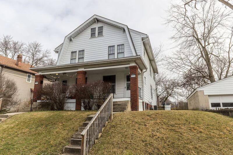 Primary Photo - 2838-2840 Findley Ave