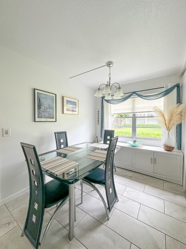 Foto del edificio - 127 Mansfield D