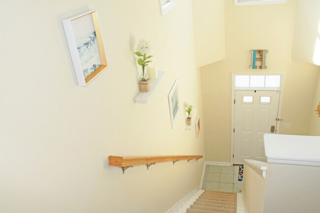 Entrance - 34677 Villa Cir