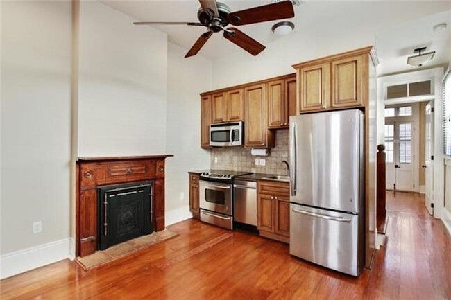 Kitchen - 904 Dumaine St