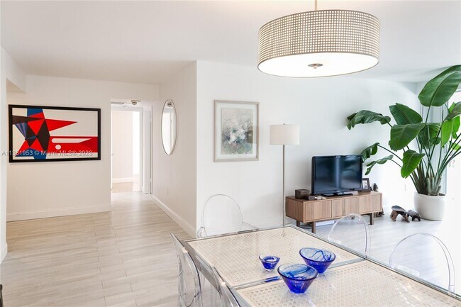 Foto del edificio - 155 Ocean Ln Dr