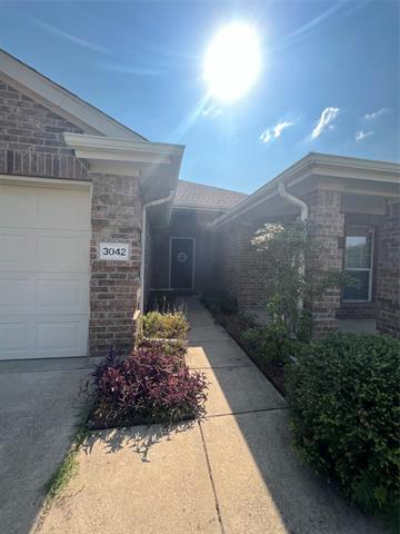 Building Photo - 3042 Stoney Hollow Ln