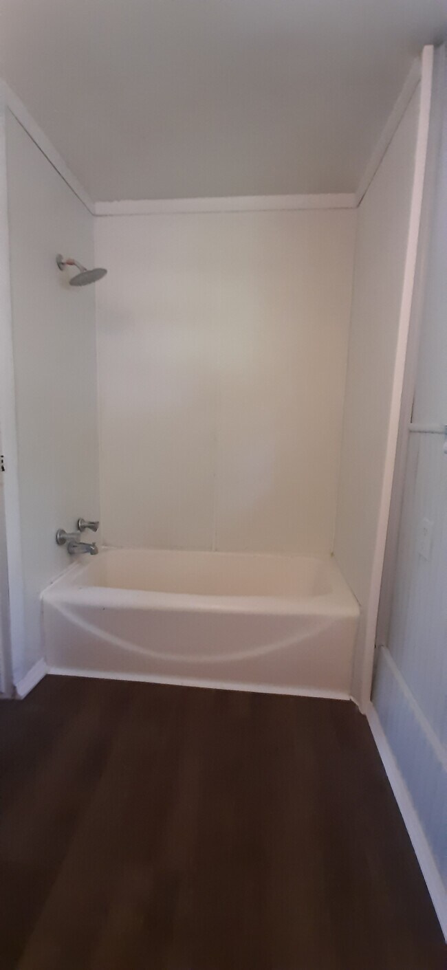 Building Photo - 17237 N Hwy 71