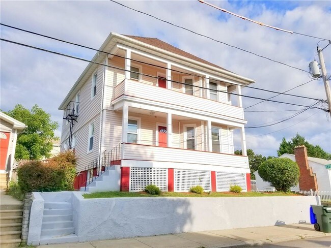 Building Photo - 51 Rushmore Ave