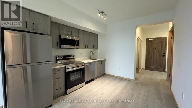 Building Photo - 3429 Sheppard Ave E