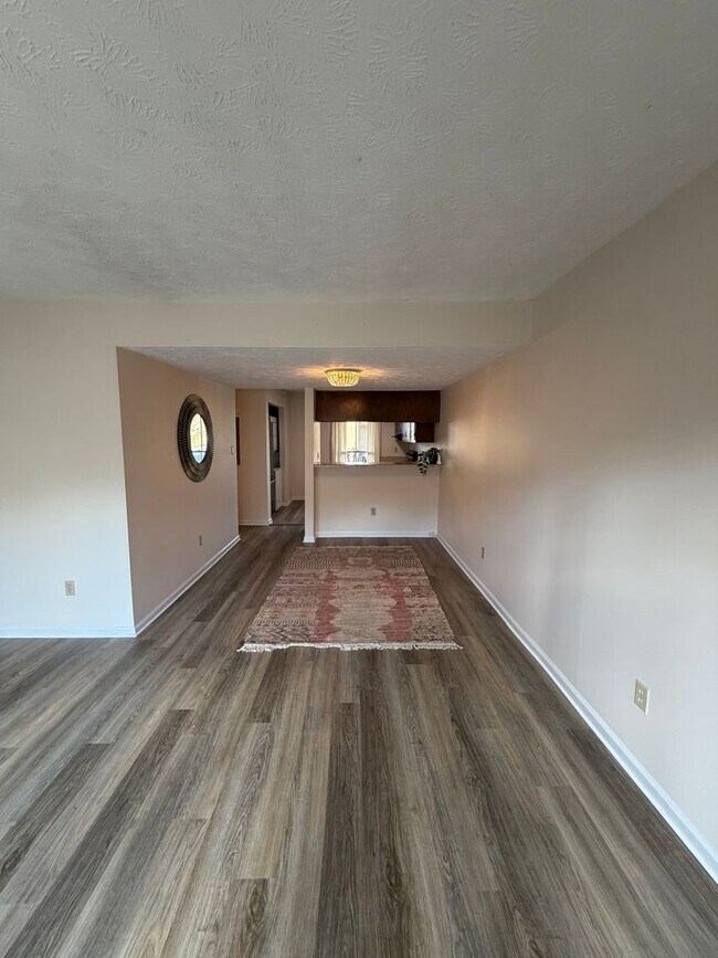 Building Photo - 4615 Dow Ct