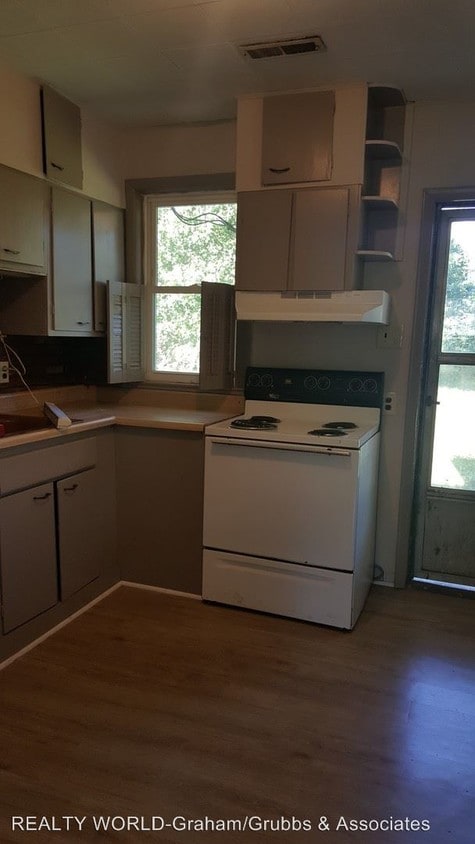 Building Photo - 2 br, 1 bath House - 9361 Morgan Street