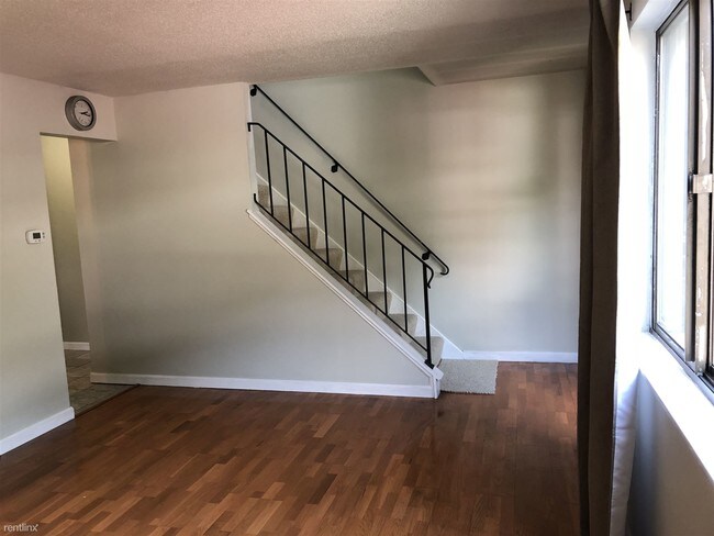 Foto del edificio - 2 br, 1.5 bath Condo - Orangewood East