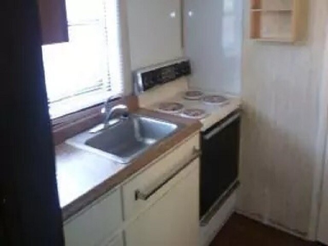 Foto del edificio - 3053 Truman St