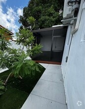 Building Photo - 7711 SW 19th St