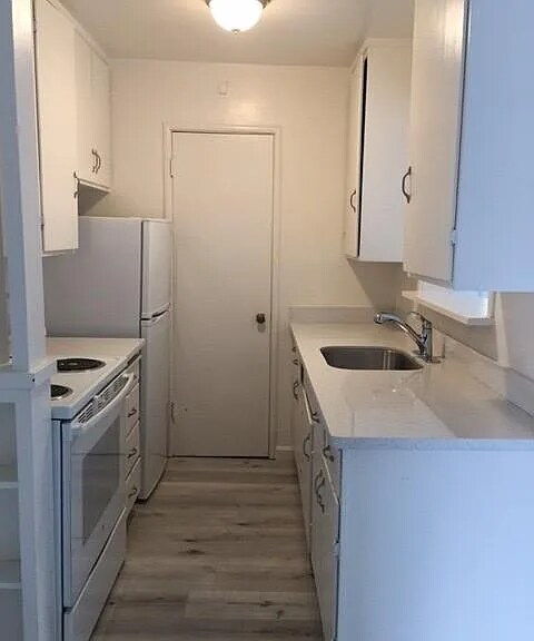 Foto del edificio - 1956 Ivy St