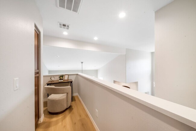 Foto del edificio - 52154 Rosewood