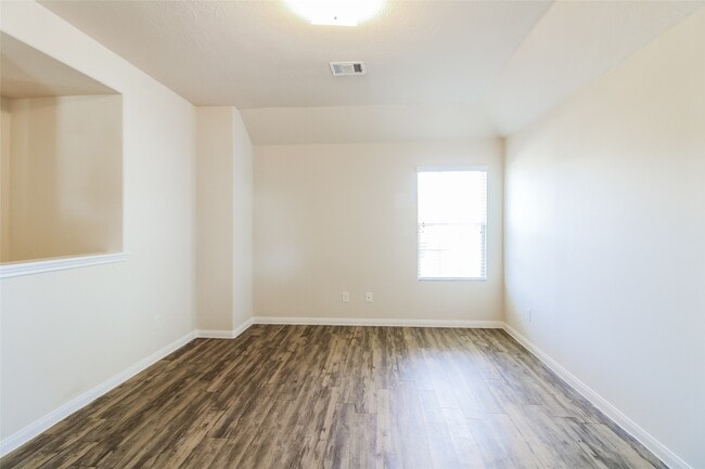 Building Photo - 12030 Pia Drive