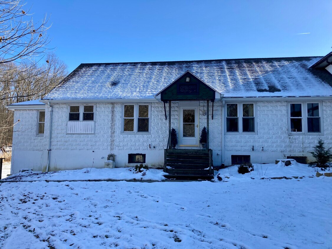 3226 Main Rd E, Emmaus, PA 18049 House for Rent in Emmaus, PA