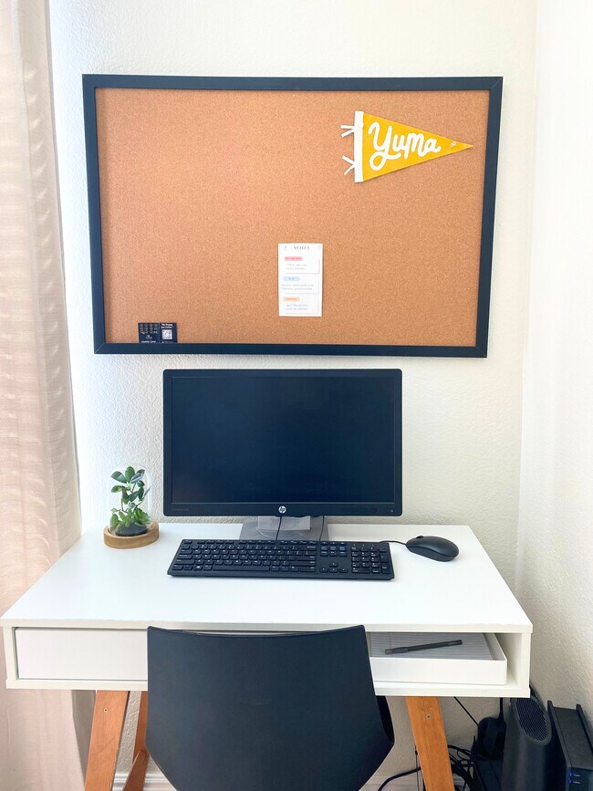 Espacio de trabajo designado - 1778 W 28th St