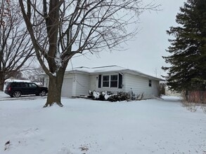 Building Photo - 1213-1215-1215 S Erie St