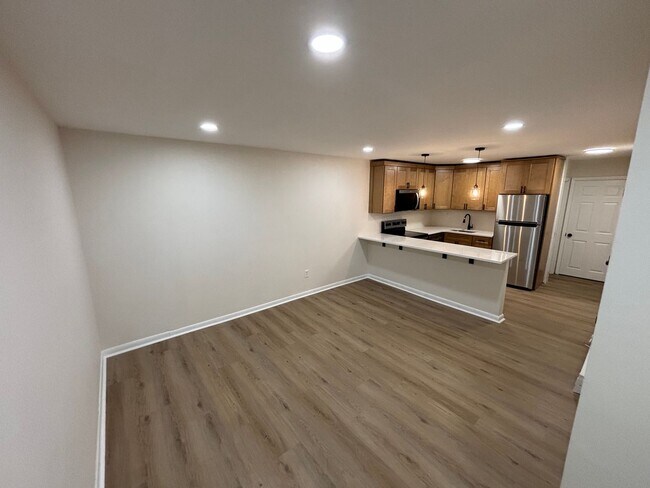 Foto del edificio - 415 E Washington St