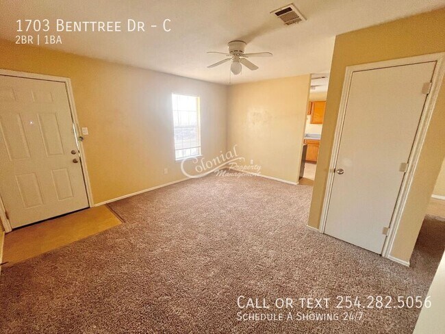Foto del edificio - 1703 Benttree Dr
