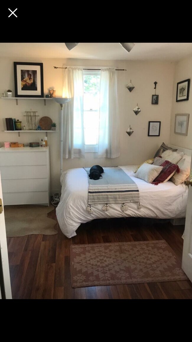 39 Radcliffe St Unit D, Charleston, SC 29403 Condo for Rent in