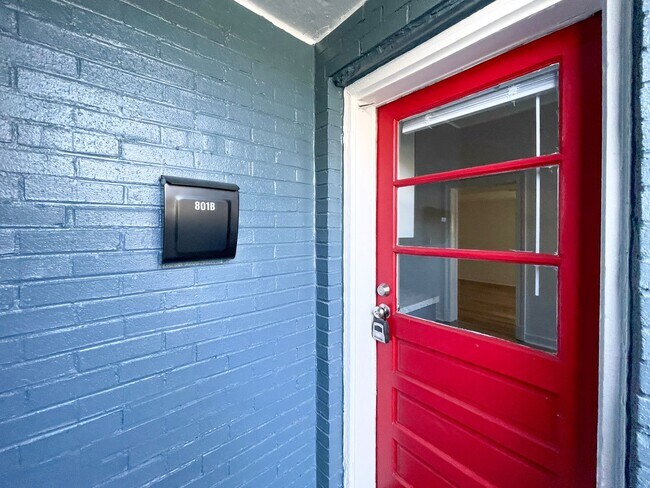 Foto del edificio - 801 Calhoun St