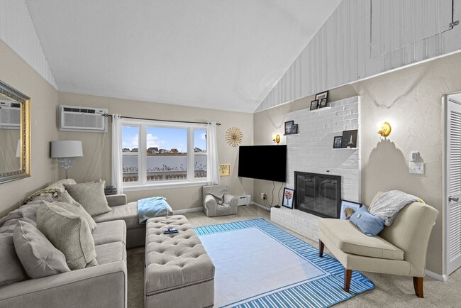 Building Photo - 4 Wianno Way