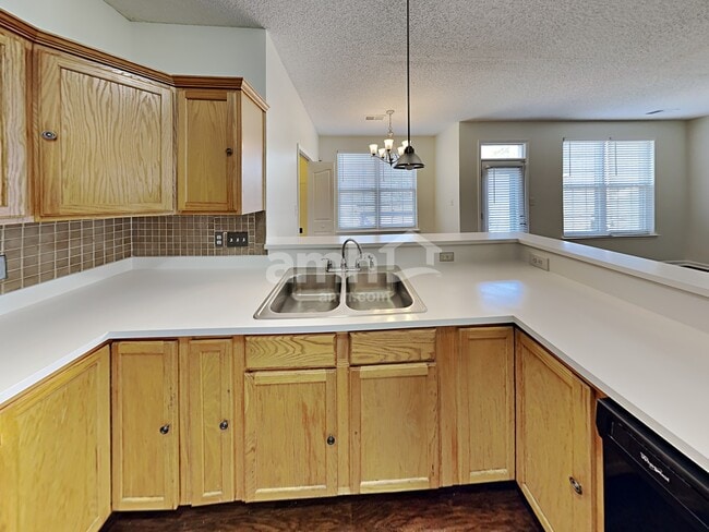 Foto del edificio - 14842 Jerpoint Abby Dr