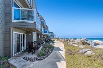 Building Photo - 1502 Seacoast Dr
