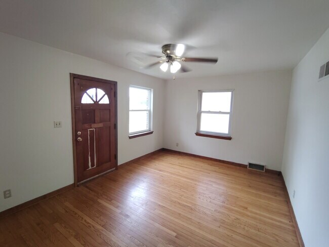 Foto del edificio - 618 Henry St
