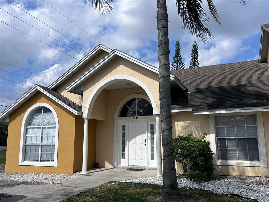 Primary Photo - 3141 Enclave Ct