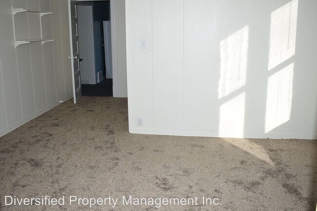 Building Photo - 210 Marsh Ave