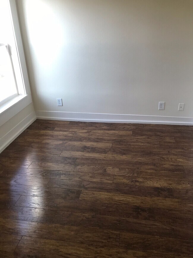 Foto del edificio - 103 7th St