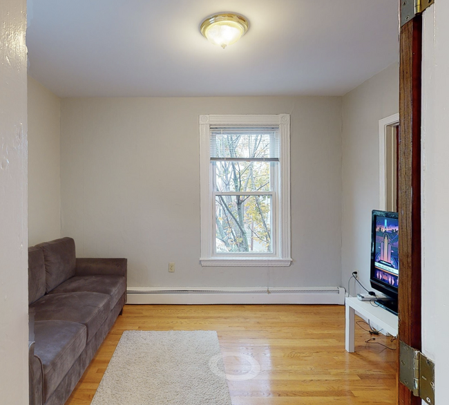 Foto del edificio - 350 Allston St
