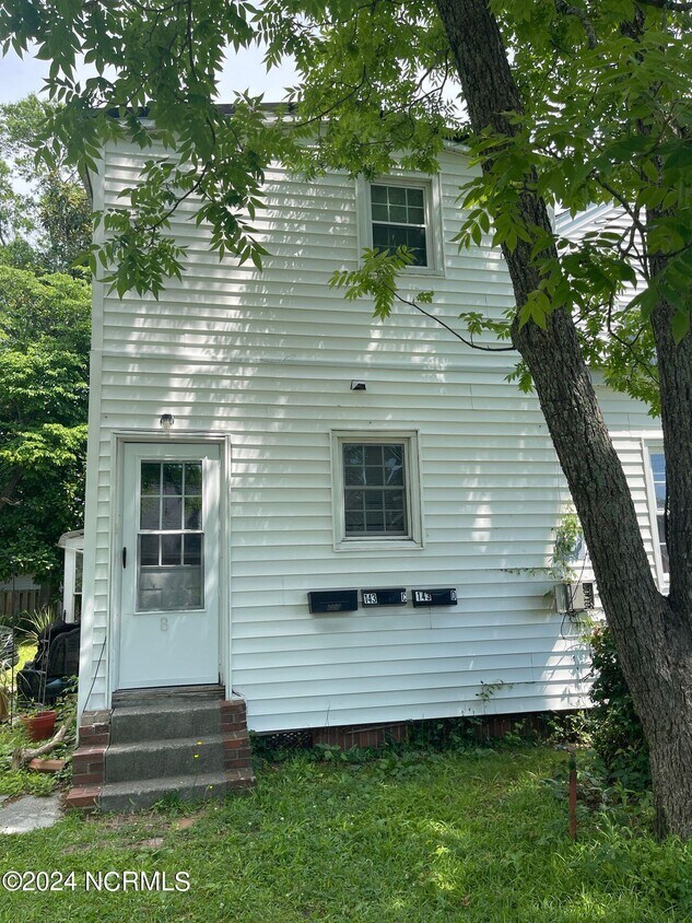 Primary Photo - 143 Chaney Ave