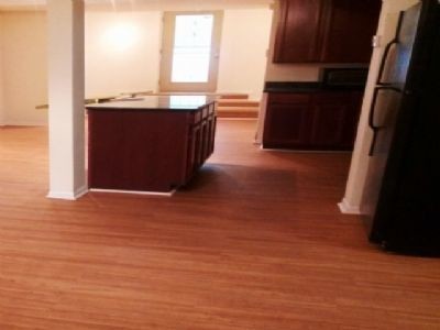 Foto del edificio - 2321 E 70th Pl