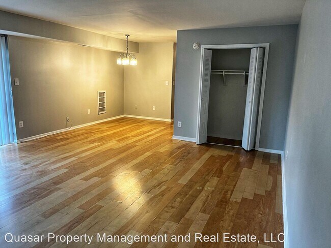 Building Photo - 2 br, 1 bath House - 5502 Karen Elaine Dr ...