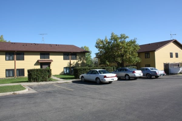 Building Photo - Harvey Manor Apartments