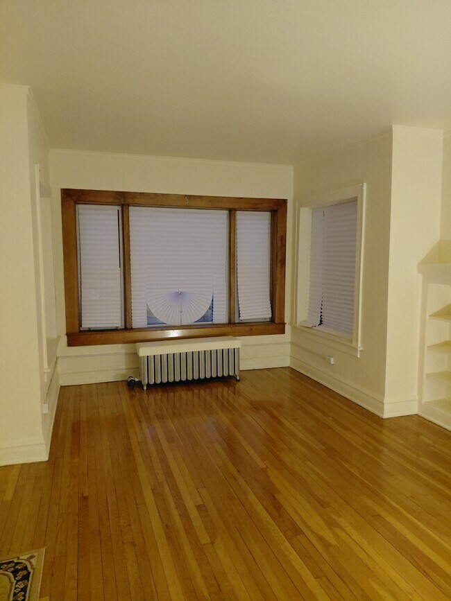 Sala de estar - 7925 S Eberhart Ave