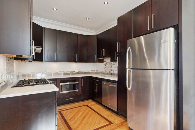 Foto del edificio - 1244 N Wood St