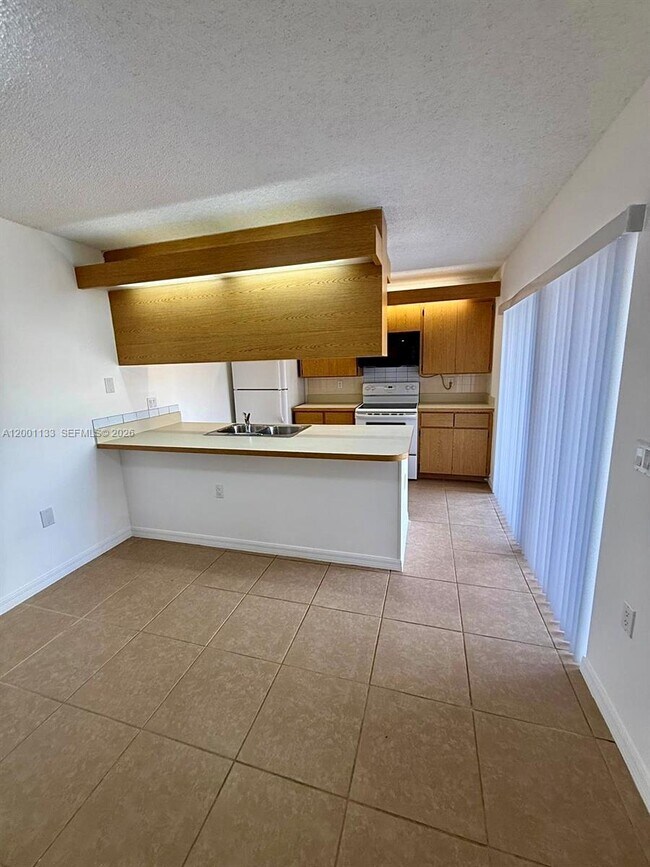 Foto del edificio - 528 Green Springs Pl